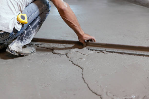 Best Concrete Pool Decks in East Pepperell, MA
